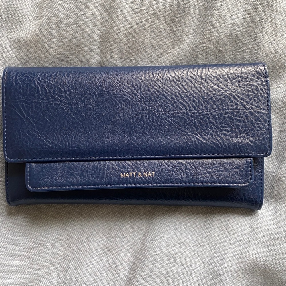 Matt & Nat wallet